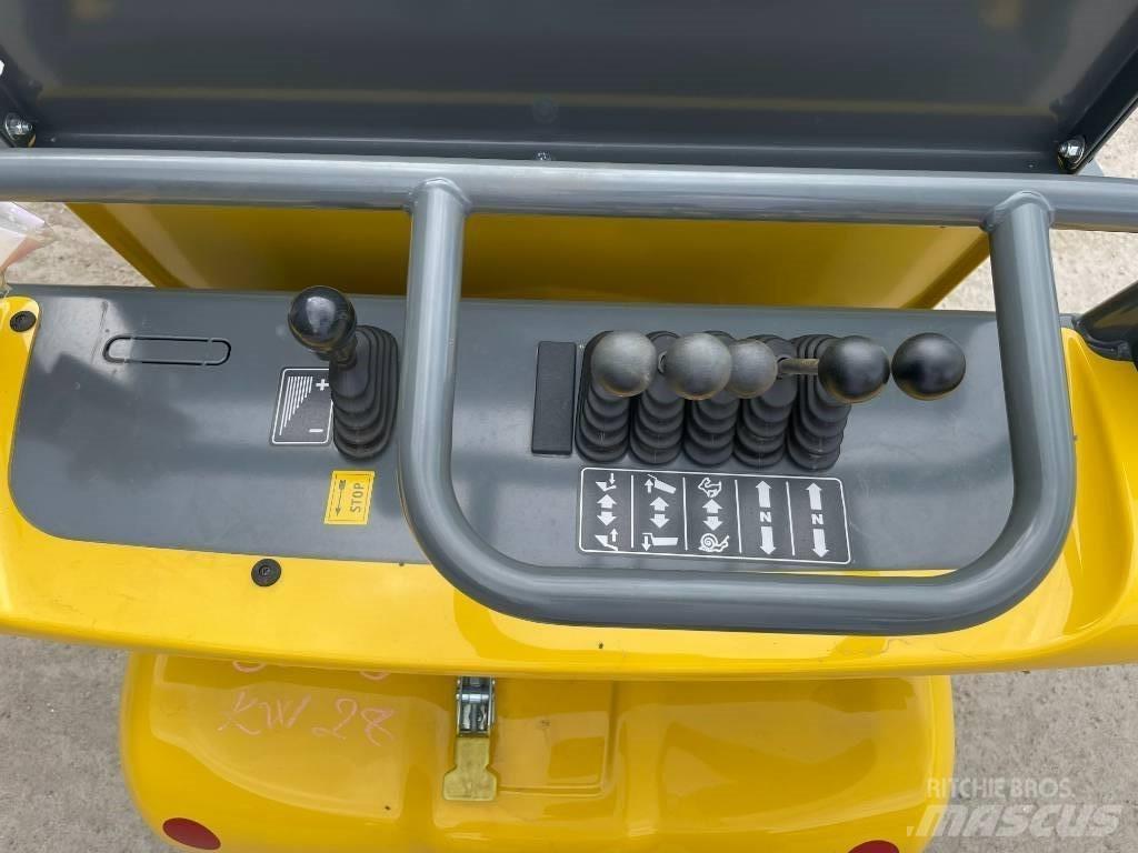 Wacker Neuson DT 08 Міні самоскиди