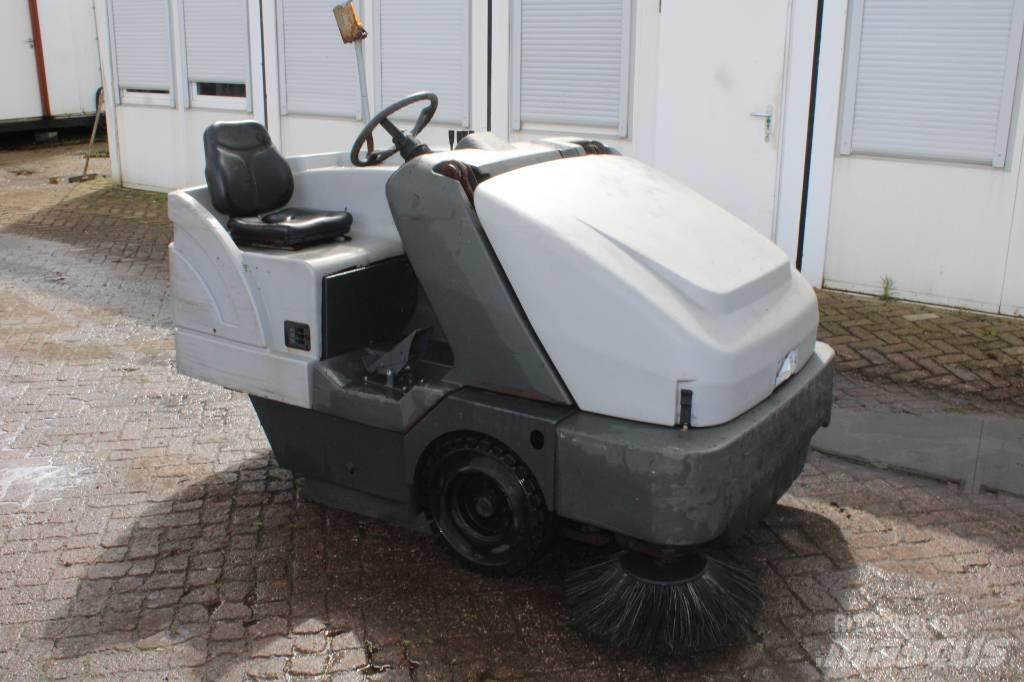 Nilfisk SR1601 Підмітальні машини