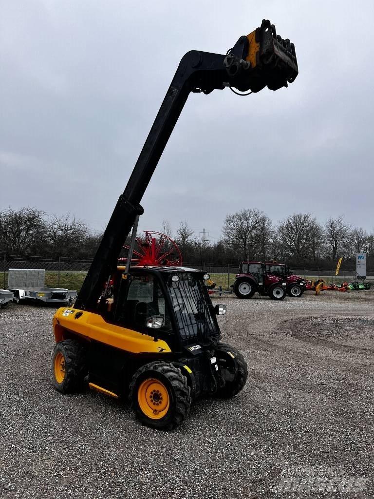 JCB 516-40 Tele Телескопічні навантажувачі