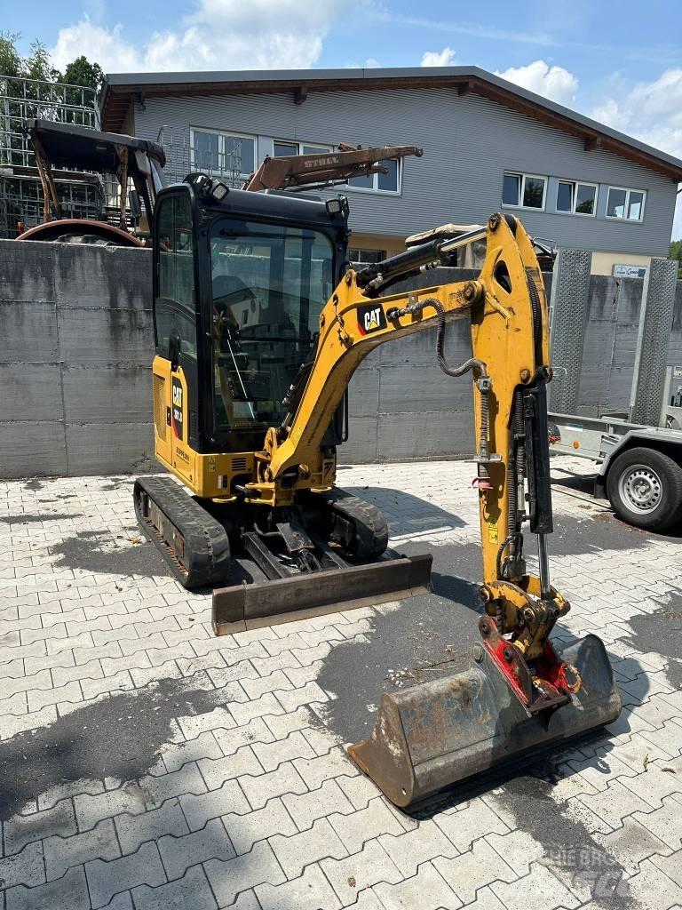 Bobcat 301.8 Міні-екскаватори < 7т