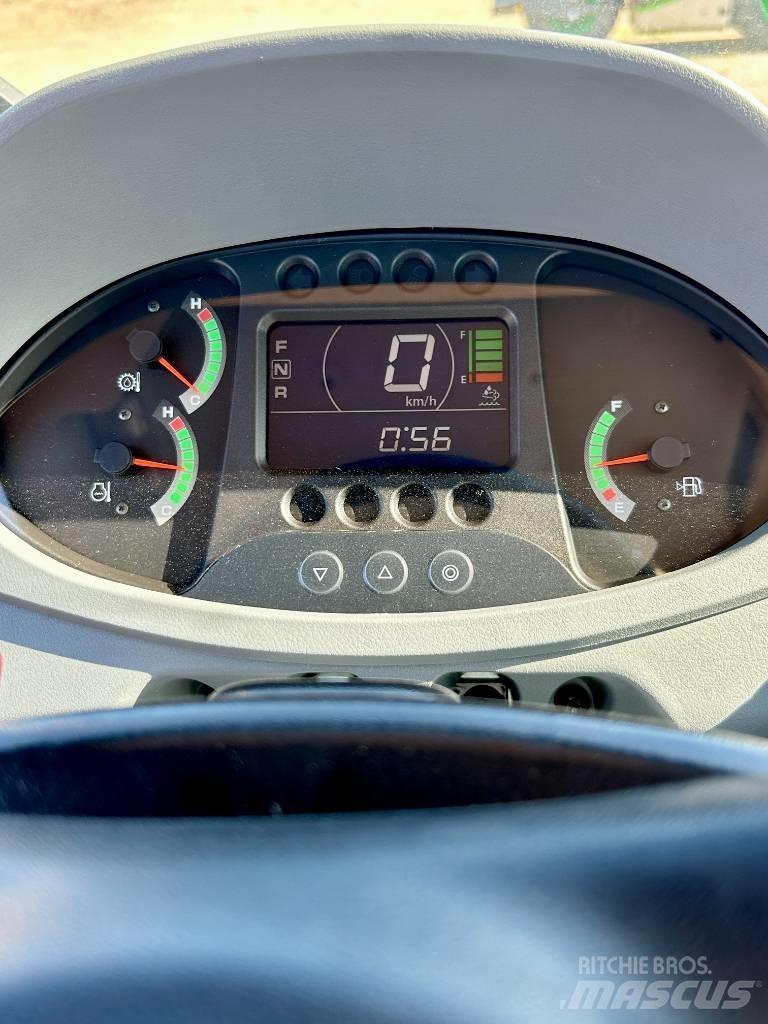 Hitachi ZW140-6 Фронтальні навантажувачі