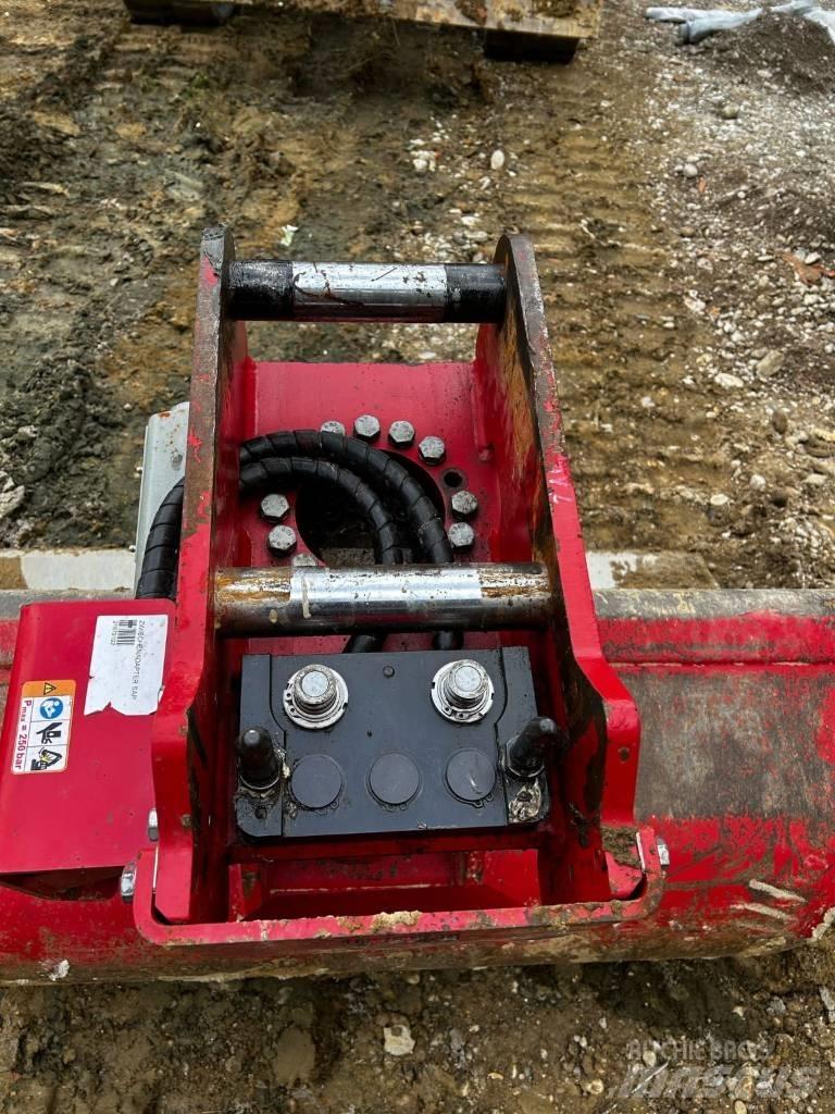 Takeuchi TB 290 Середні екскаватори 7т. - 12т.