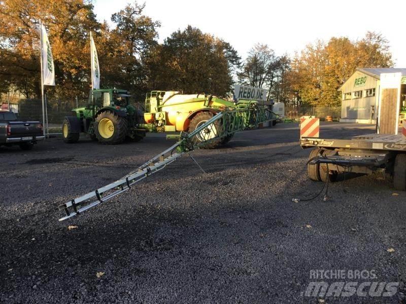 Amazone UX 4200 Причіпні обприскувачі