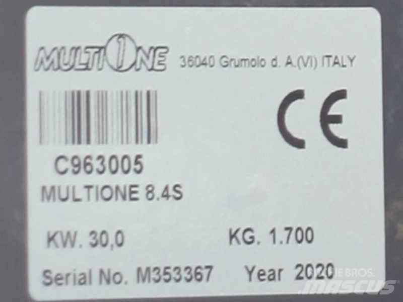 Multione 8.4S Малі навантажувачі