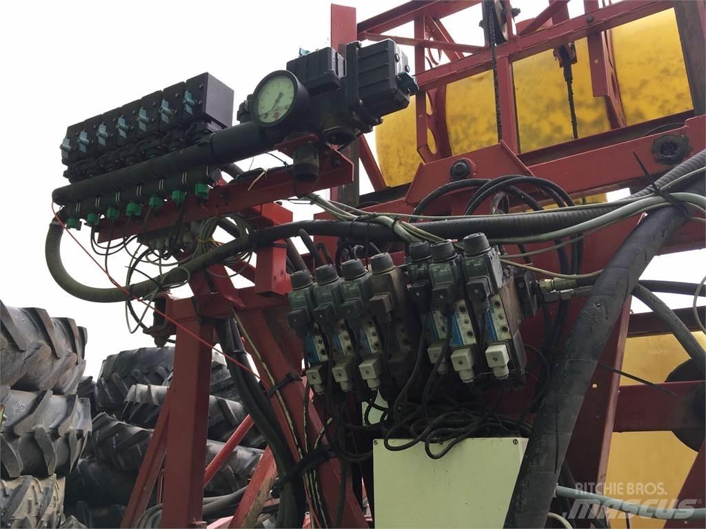 Hardi 3500 Причіпні обприскувачі
