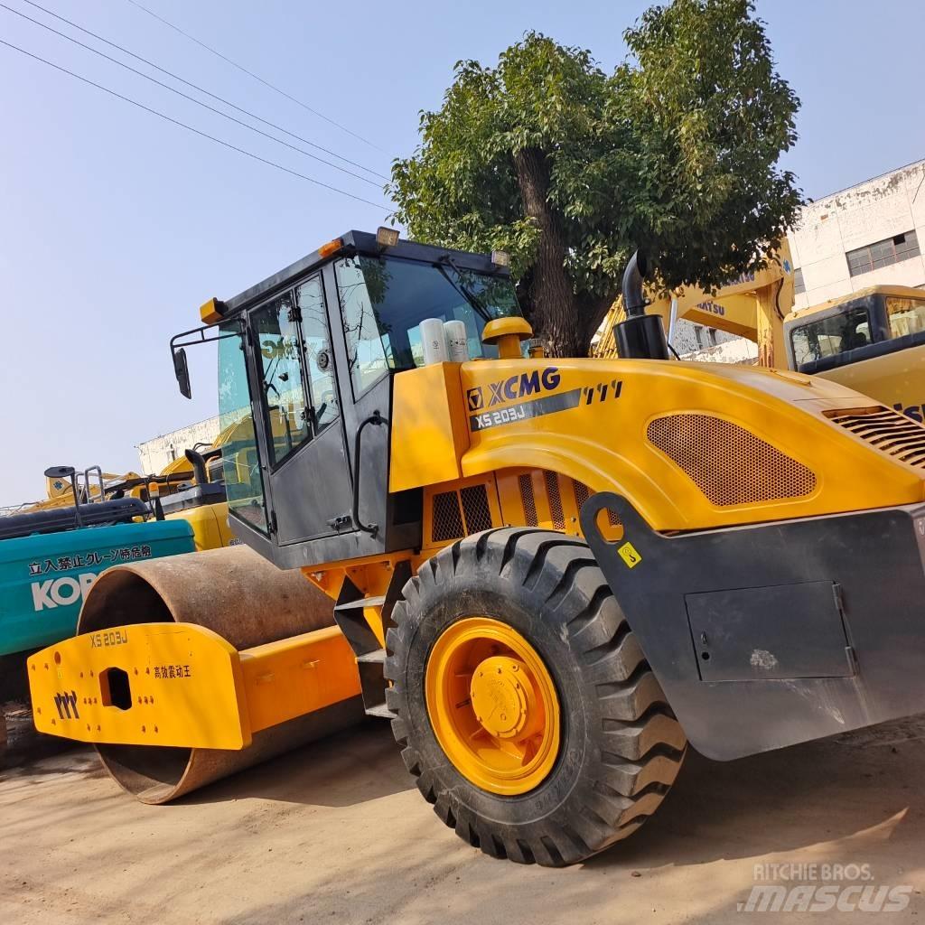 XCMG XS 202J Грунтові котки