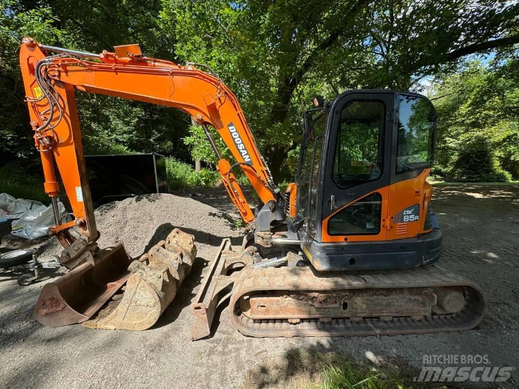 Doosan DX 85 R-3 Середні екскаватори 7т. - 12т.