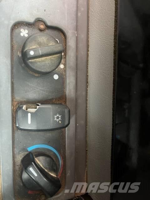 CAT 308 E 2 CR Середні екскаватори 7т. - 12т.