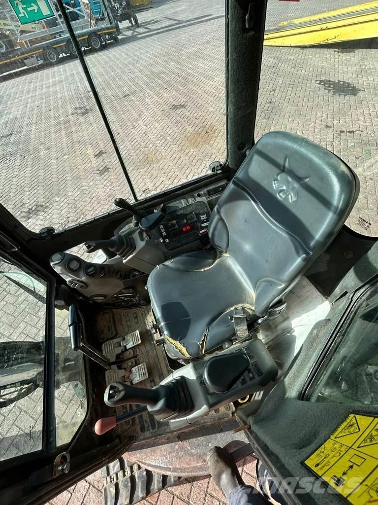 Bobcat E26 Міні-екскаватори < 7т