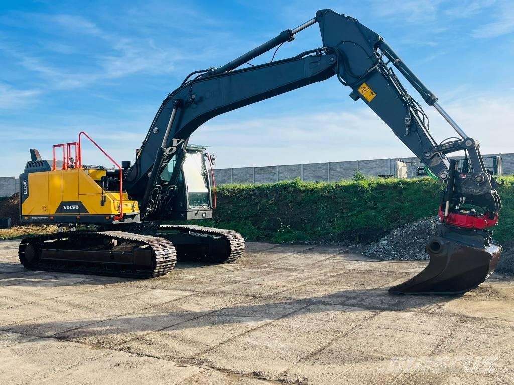 Volvo EC 250 EL Гусеничні екскаватори