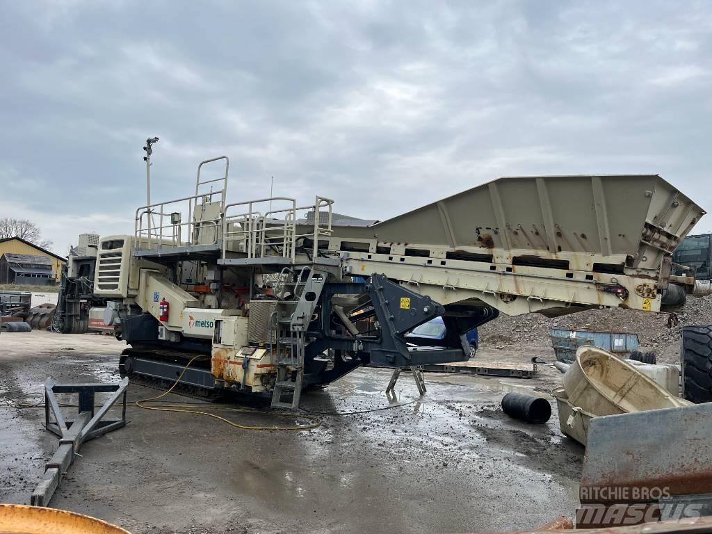 Metso LT300GP Мобільні дробарки