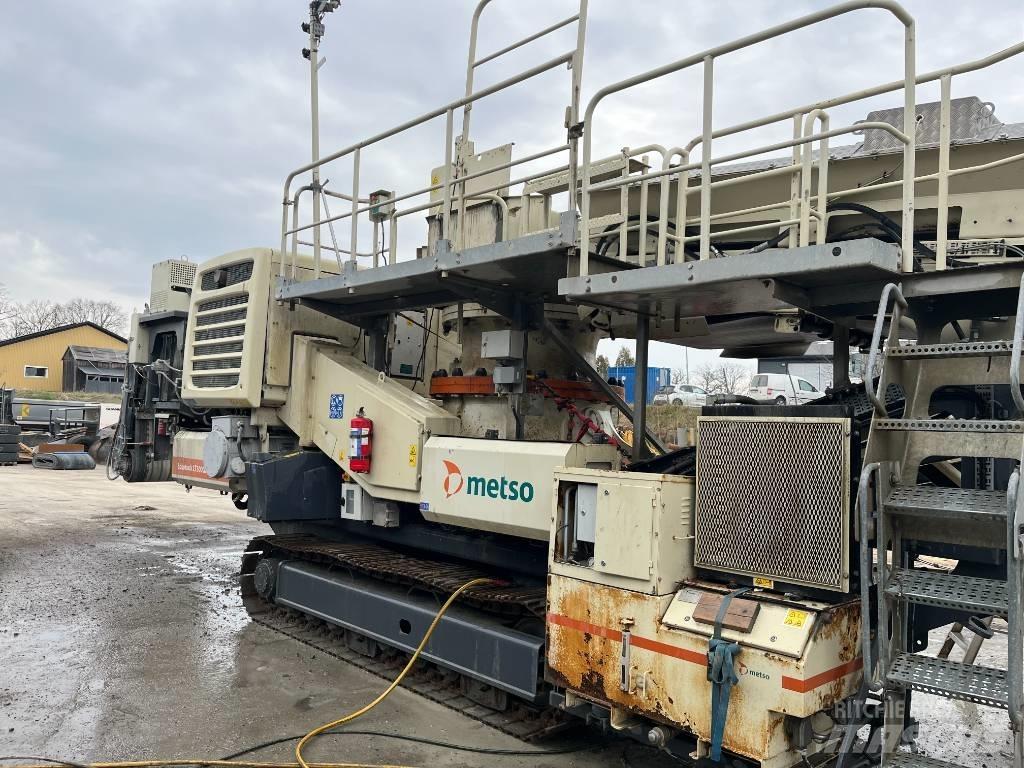 Metso LT300GP Мобільні дробарки