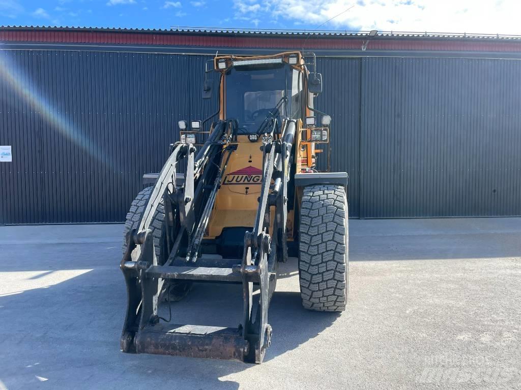 Ljungby L 15 Фронтальні навантажувачі