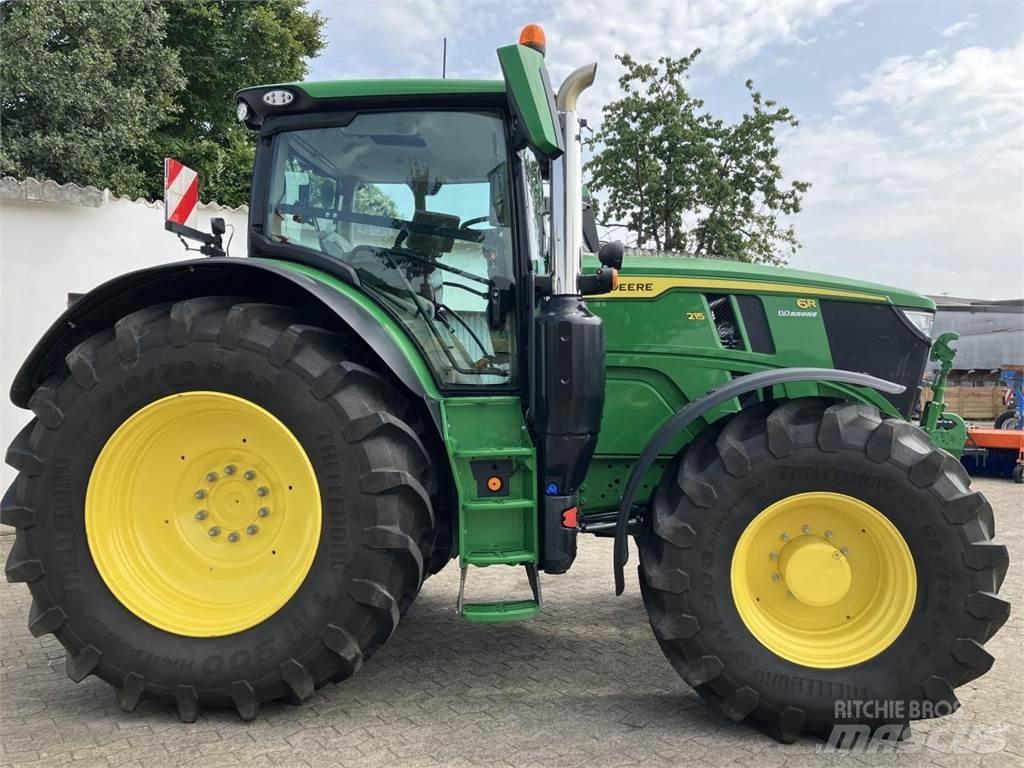 John Deere 6R 215 Трактори