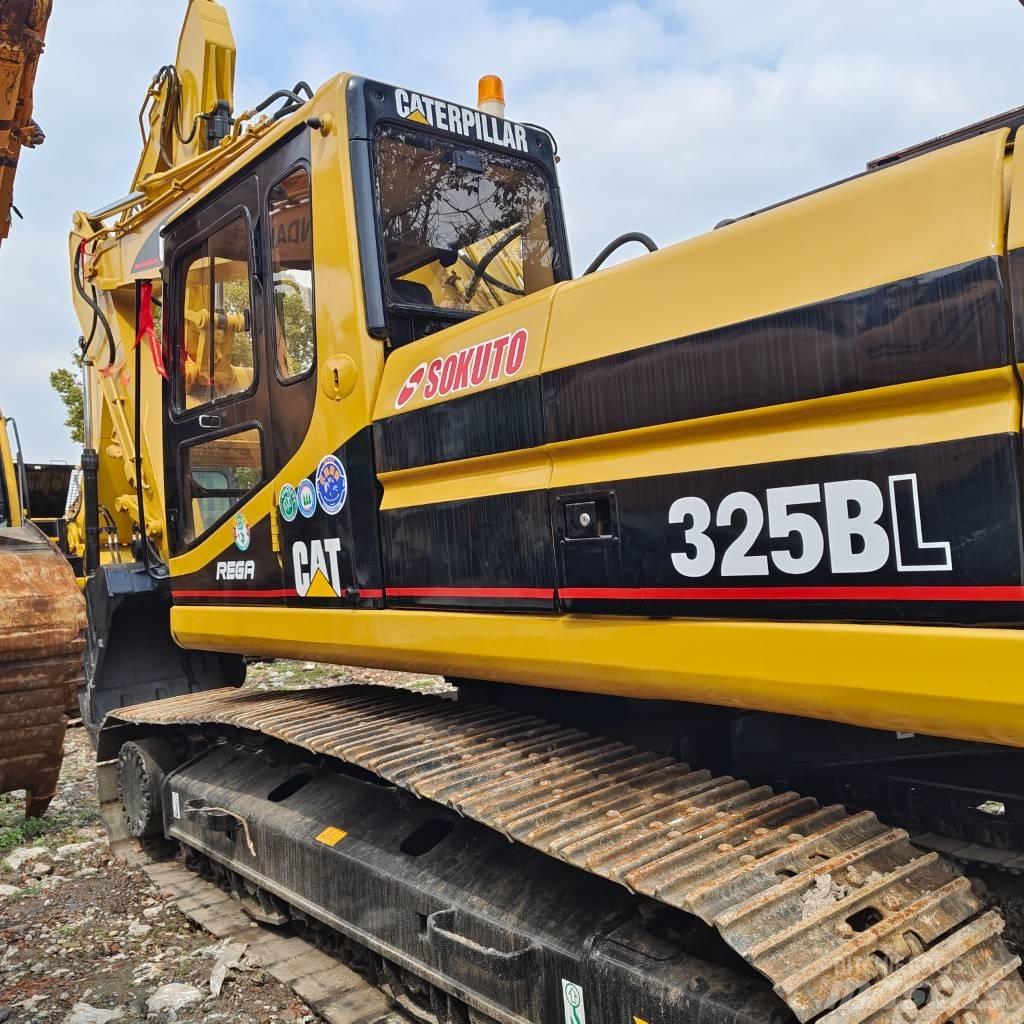 CAT 325 B L Гусеничні екскаватори