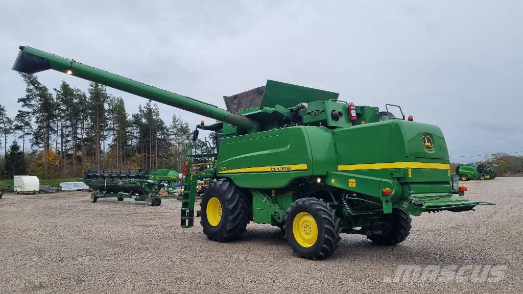John Deere T 670 i Зернозбиральні комбайни