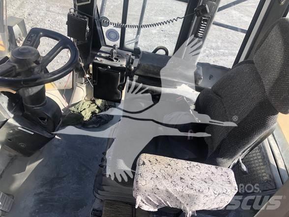 CAT 980G Фронтальні навантажувачі