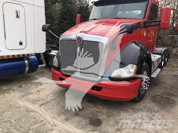 Kenworth T680 Тягачі
