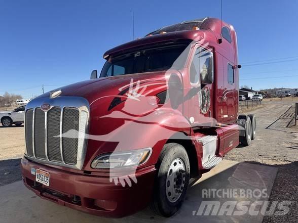 Peterbilt 367 Тягачі