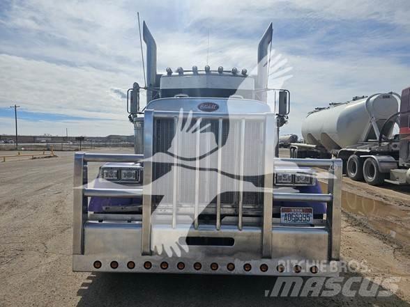Peterbilt 379 Тягачі