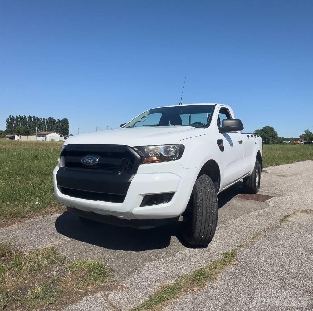 Ford Ranger XL Пікапи / Бічне розвантаження