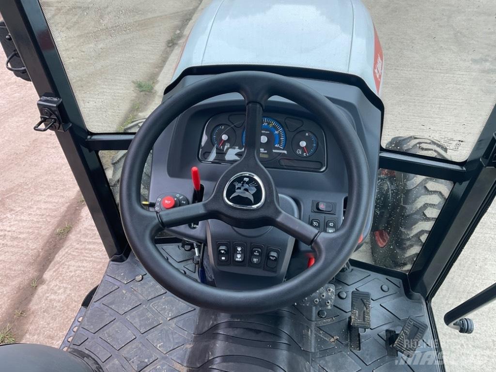 Bobcat CT 2535 Трактори