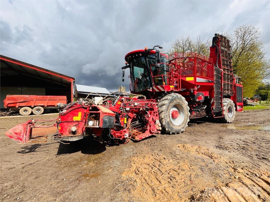 Holmer T4-30 Бурякозбиральні комбайни