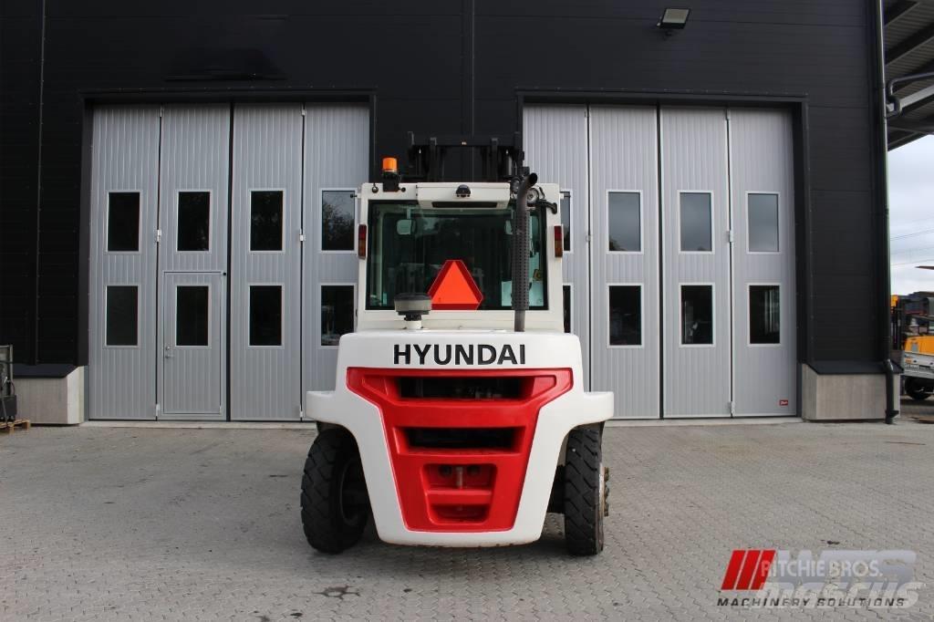 Hyundai 70 D-7 A Дизельні навантажувачі