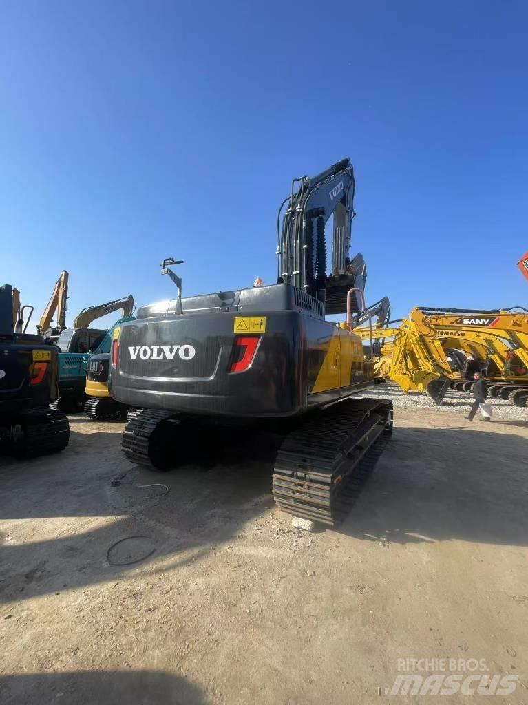 Volvo EC 300 Гусеничні екскаватори