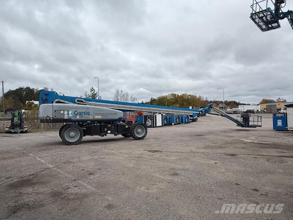 Genie SX 135 XC Колінчаті підйомники