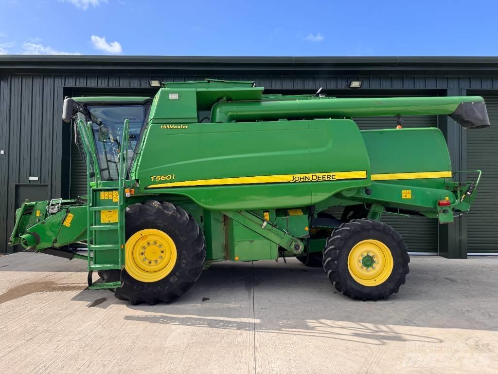 John Deere T 560 i Зернозбиральні комбайни