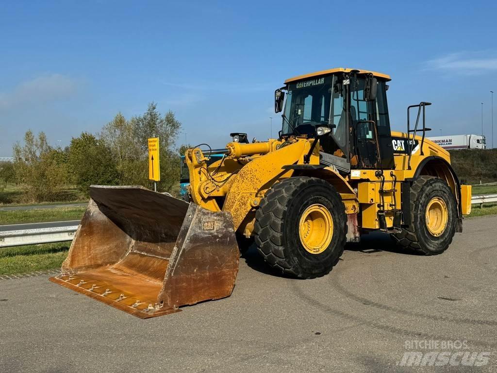 CAT 962H Фронтальні навантажувачі