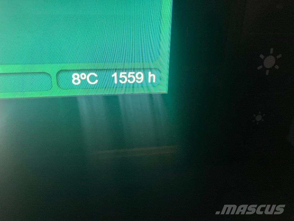 John Deere 1210G Форвардери