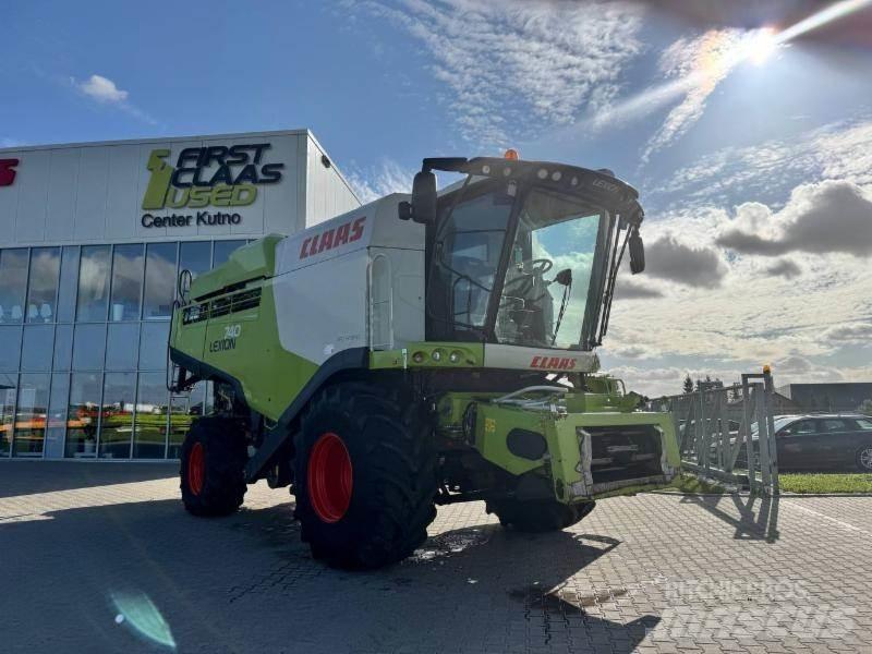 CLAAS LEXION 740 Зернозбиральні комбайни