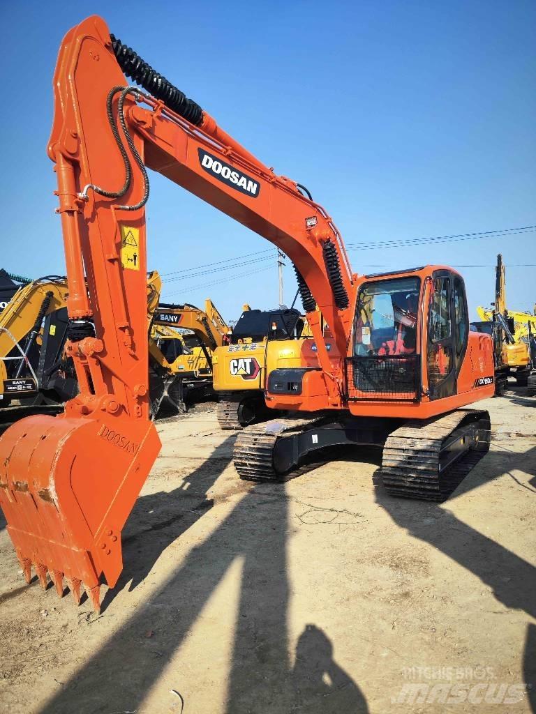 Doosan dx150 Гусеничні екскаватори