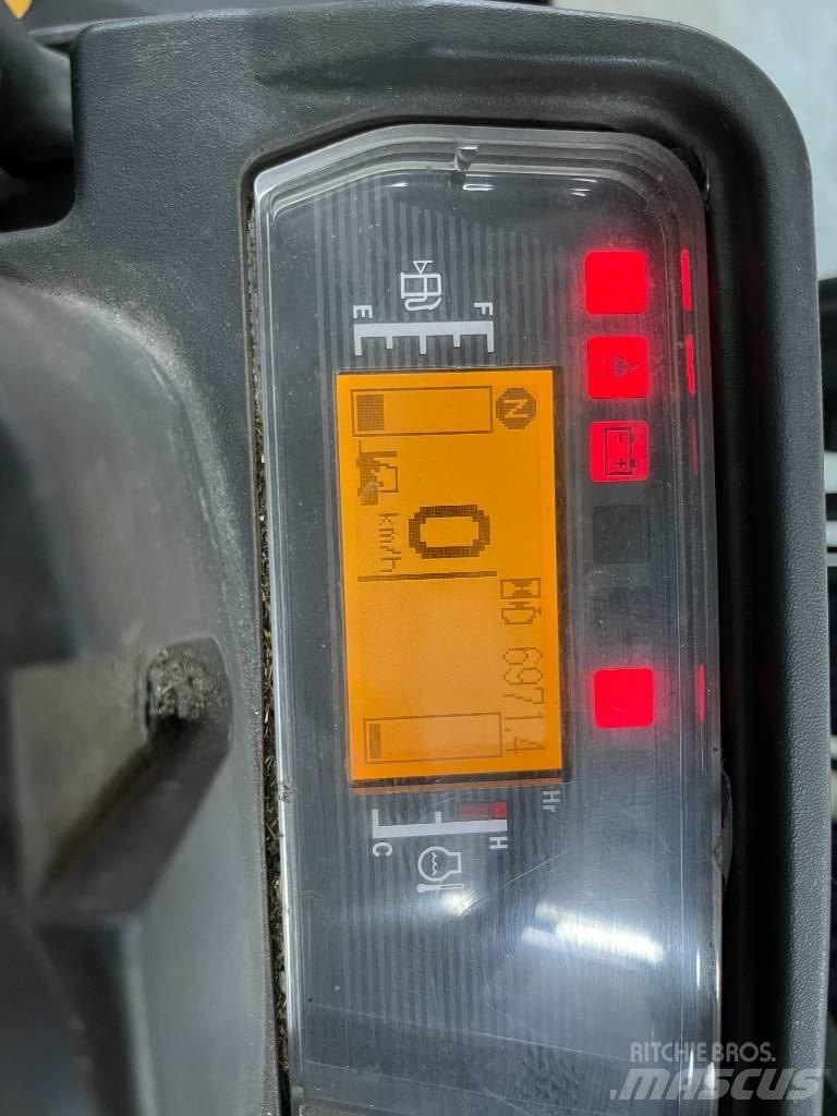 CAT DP 30 N Дизельні навантажувачі
