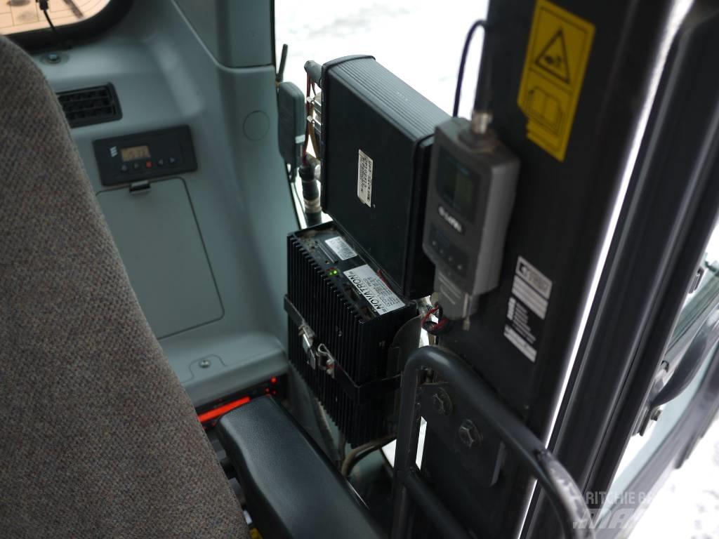 Doosan DX 225 LC Гусеничні екскаватори