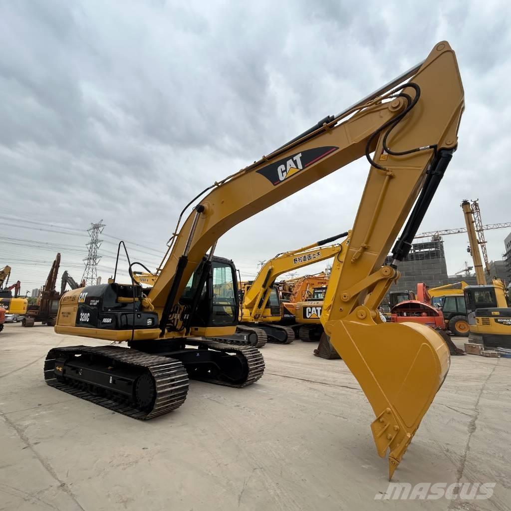 CAT 320 C Гусеничні екскаватори