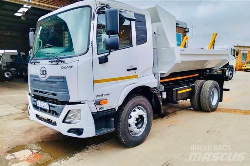 UD Croner PKE 250 Вантажівки / спеціальні