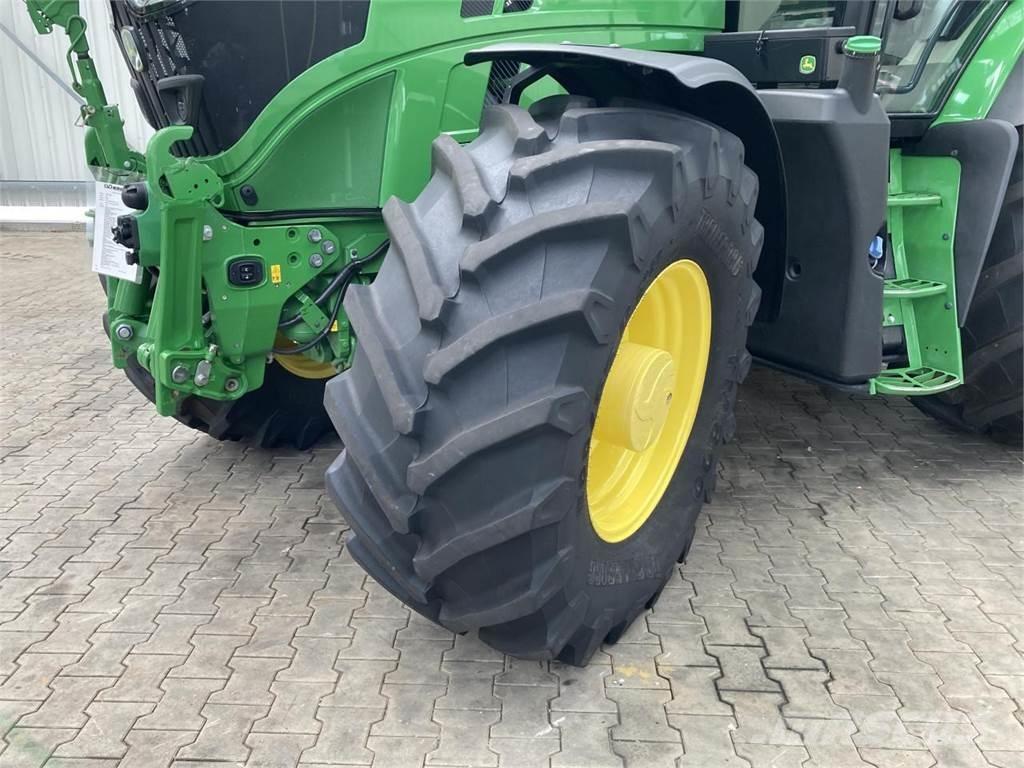 John Deere 6R 185 Трактори