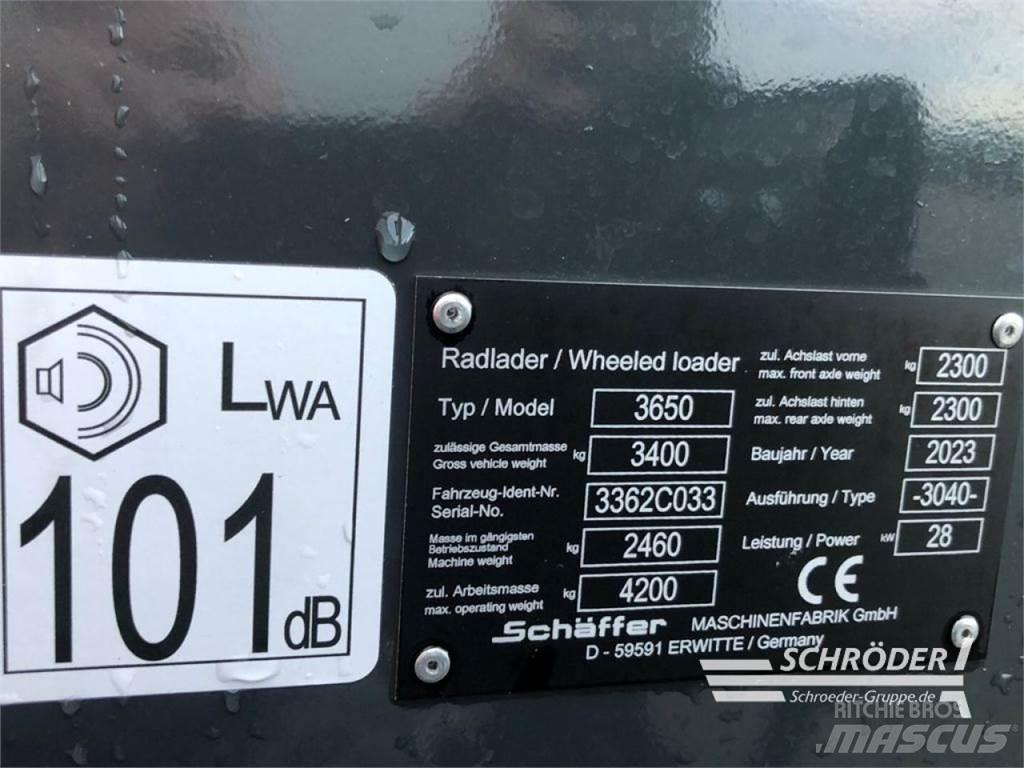 Schäffer 3650 Малі навантажувачі