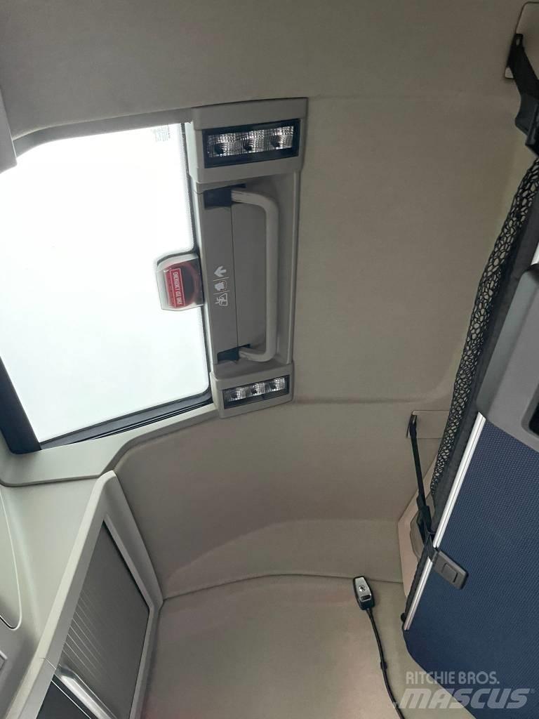 Volvo FH 500 Тягачі