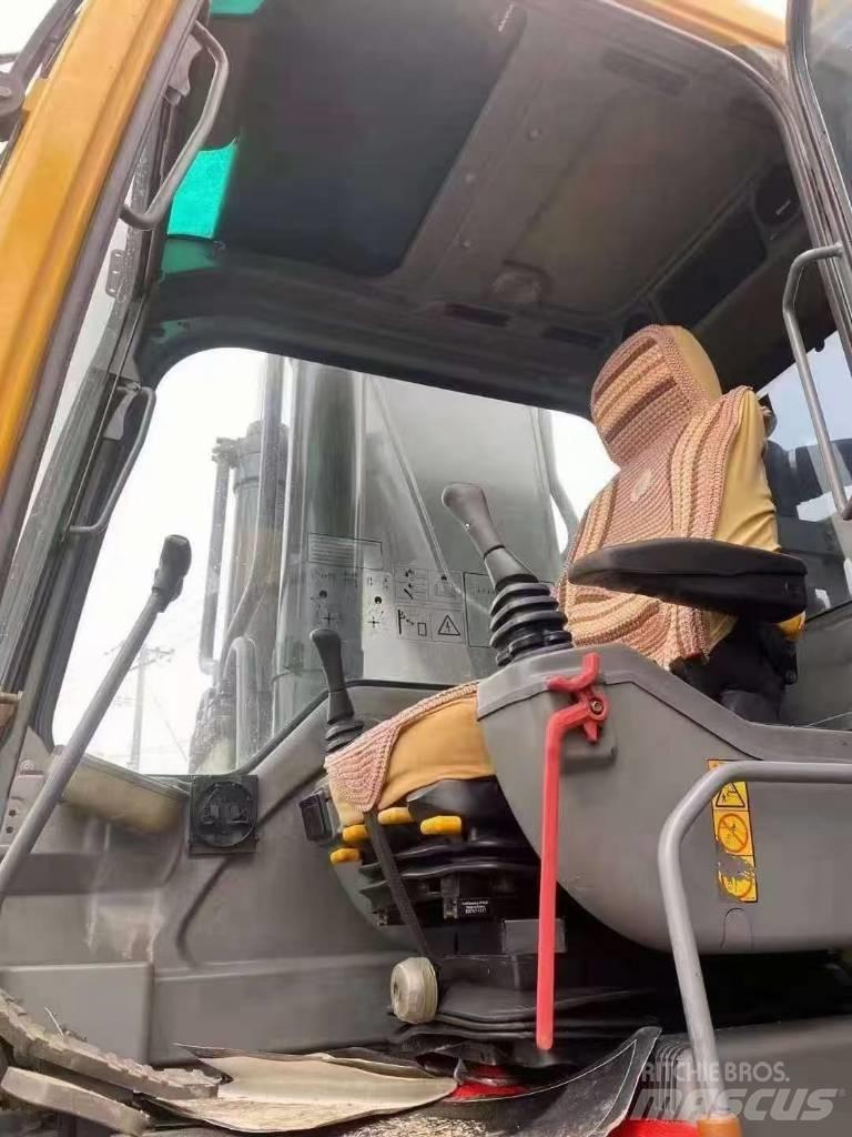 Volvo 360BLC Гусеничні екскаватори