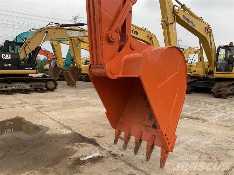 Doosan DX300 Гусеничні екскаватори