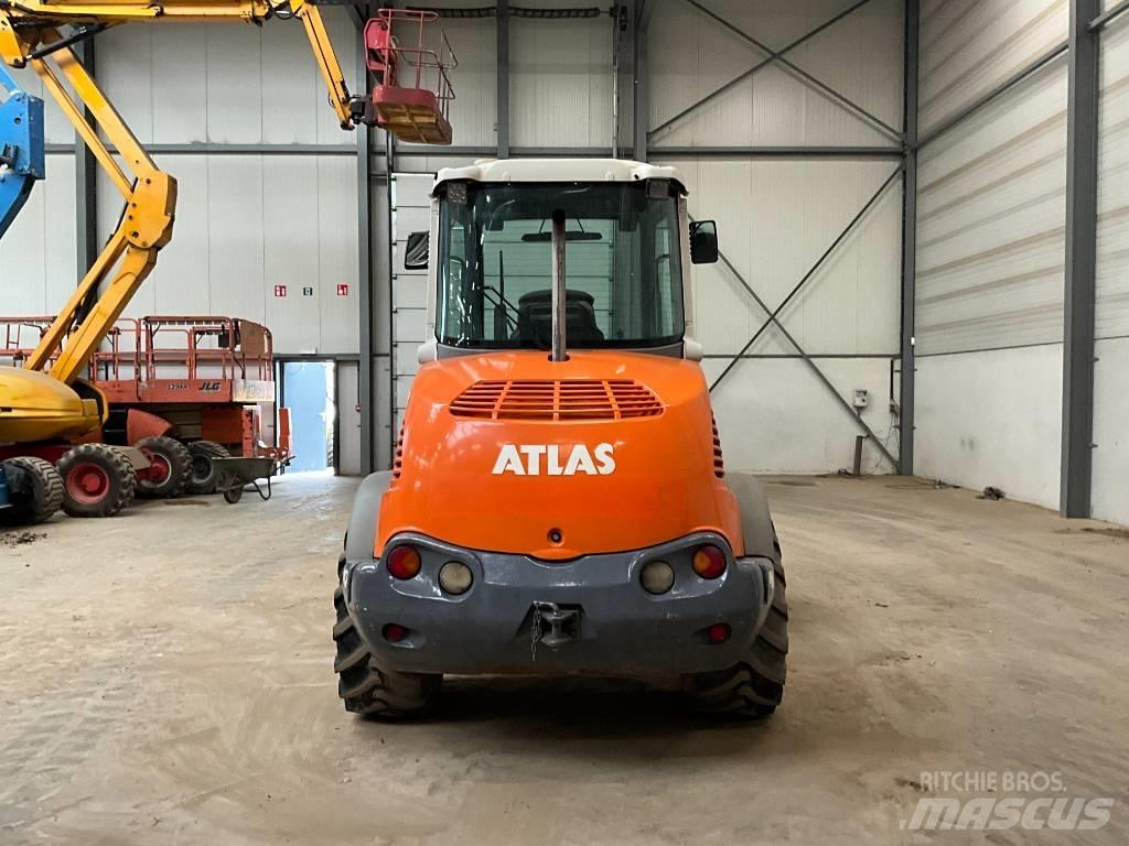 Atlas 80 Фронтальні навантажувачі