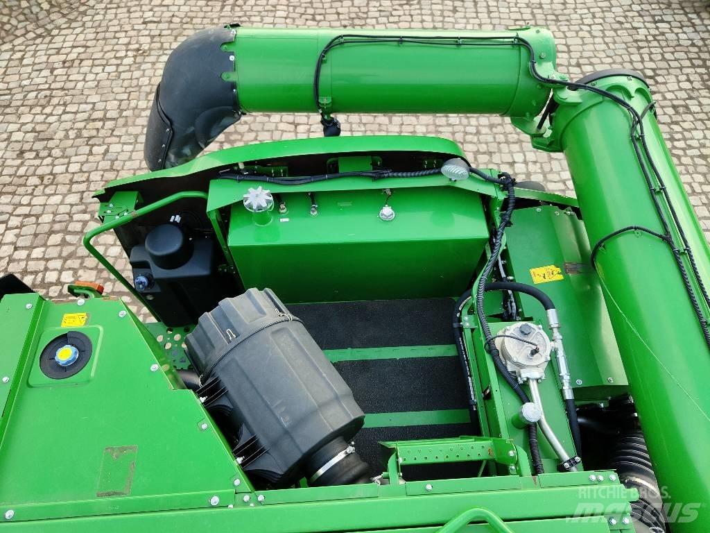 John Deere S 690 i Зернозбиральні комбайни