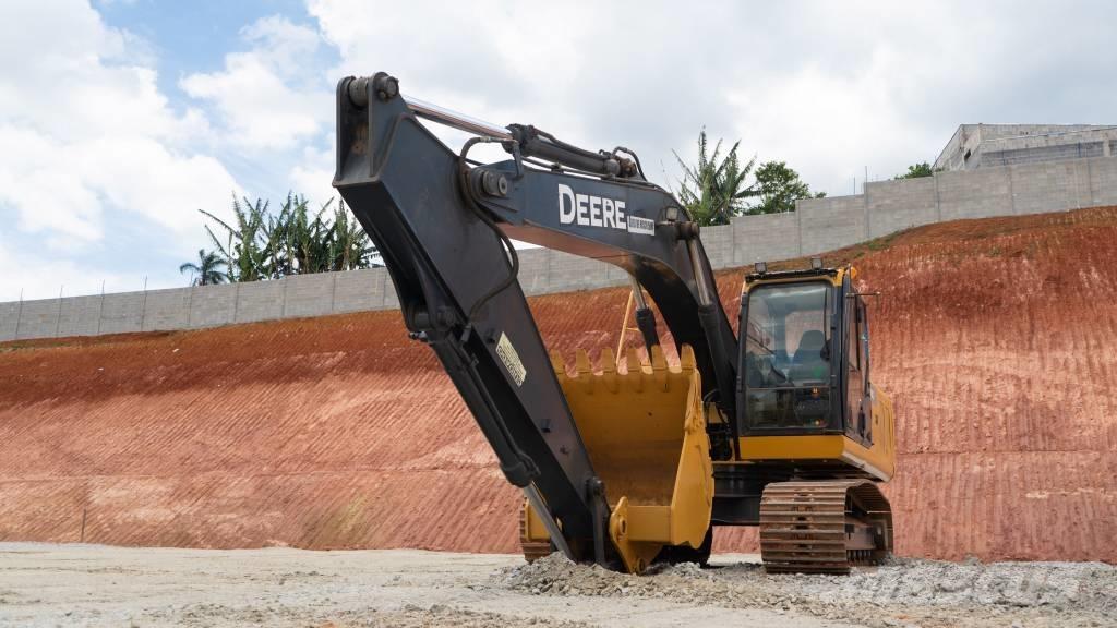John Deere 210 G Гусеничні екскаватори