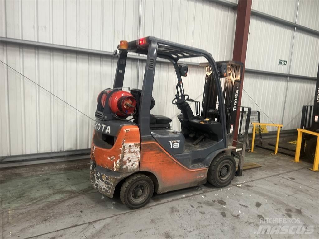 Toyota 02-8FGF18 Газові навантажувачі