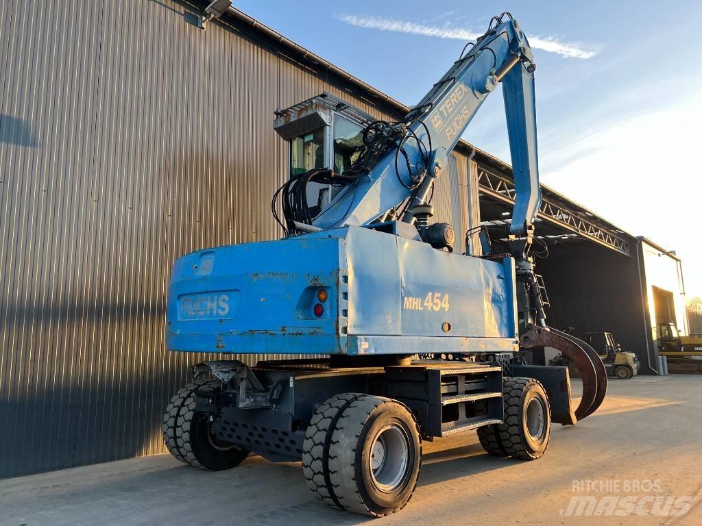 Fuchs MHL 454 Перевантажувачі металобрухту/промислові навантажувачі