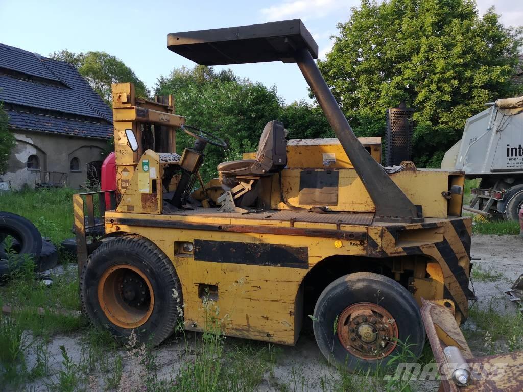 Takraf DFG6302 Дизельні навантажувачі